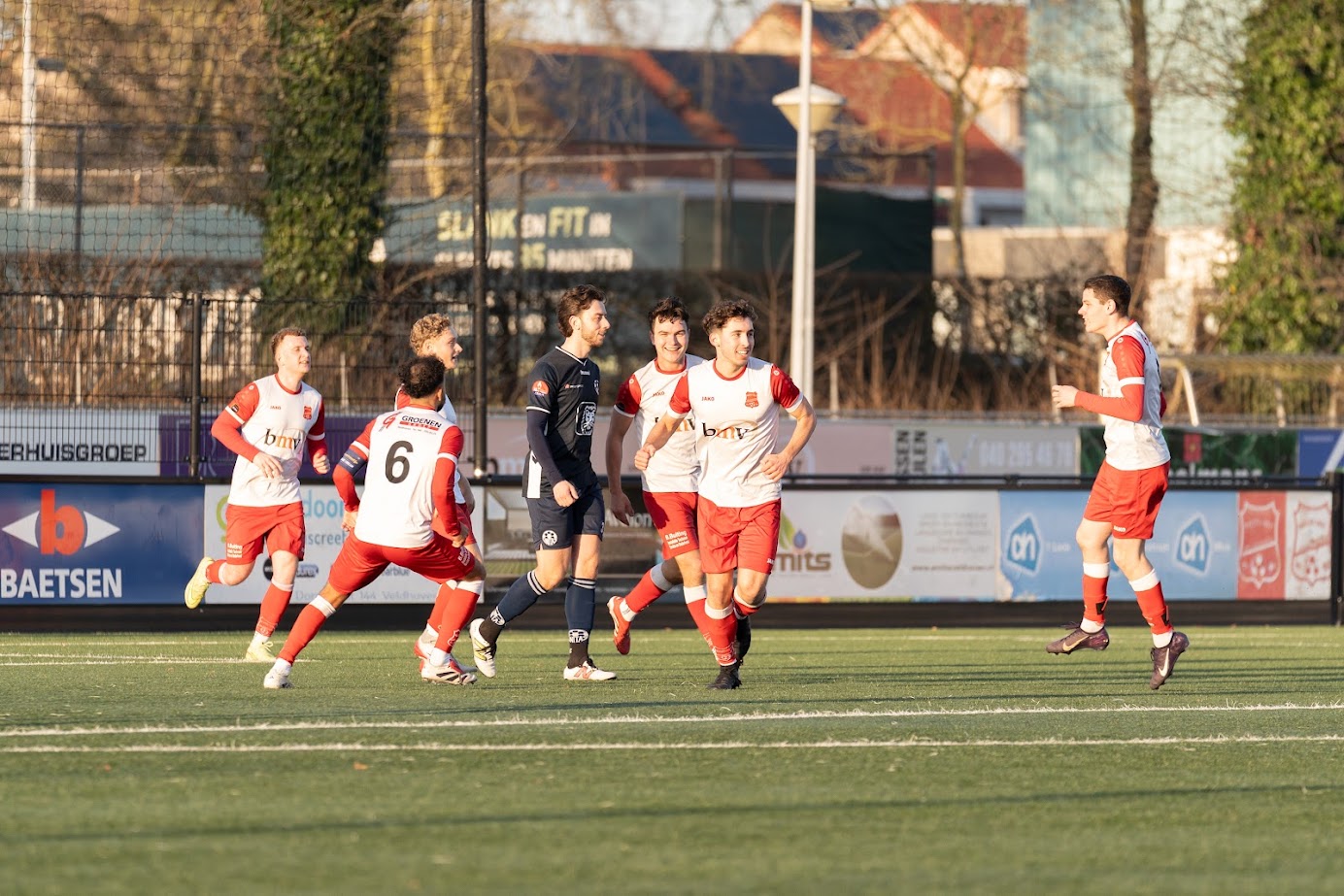 Rood Wit toont 2 gezichten maar pakt belangrijke winst